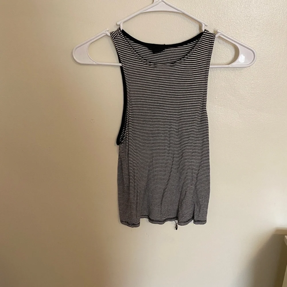 Striped Tanktop - Picture 1 of 2